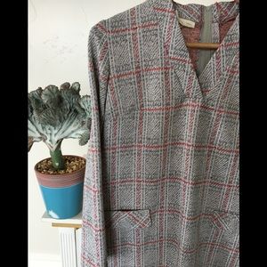 Vintage 70’s✨🌟 Long sleeve grey and red Plaid Dress